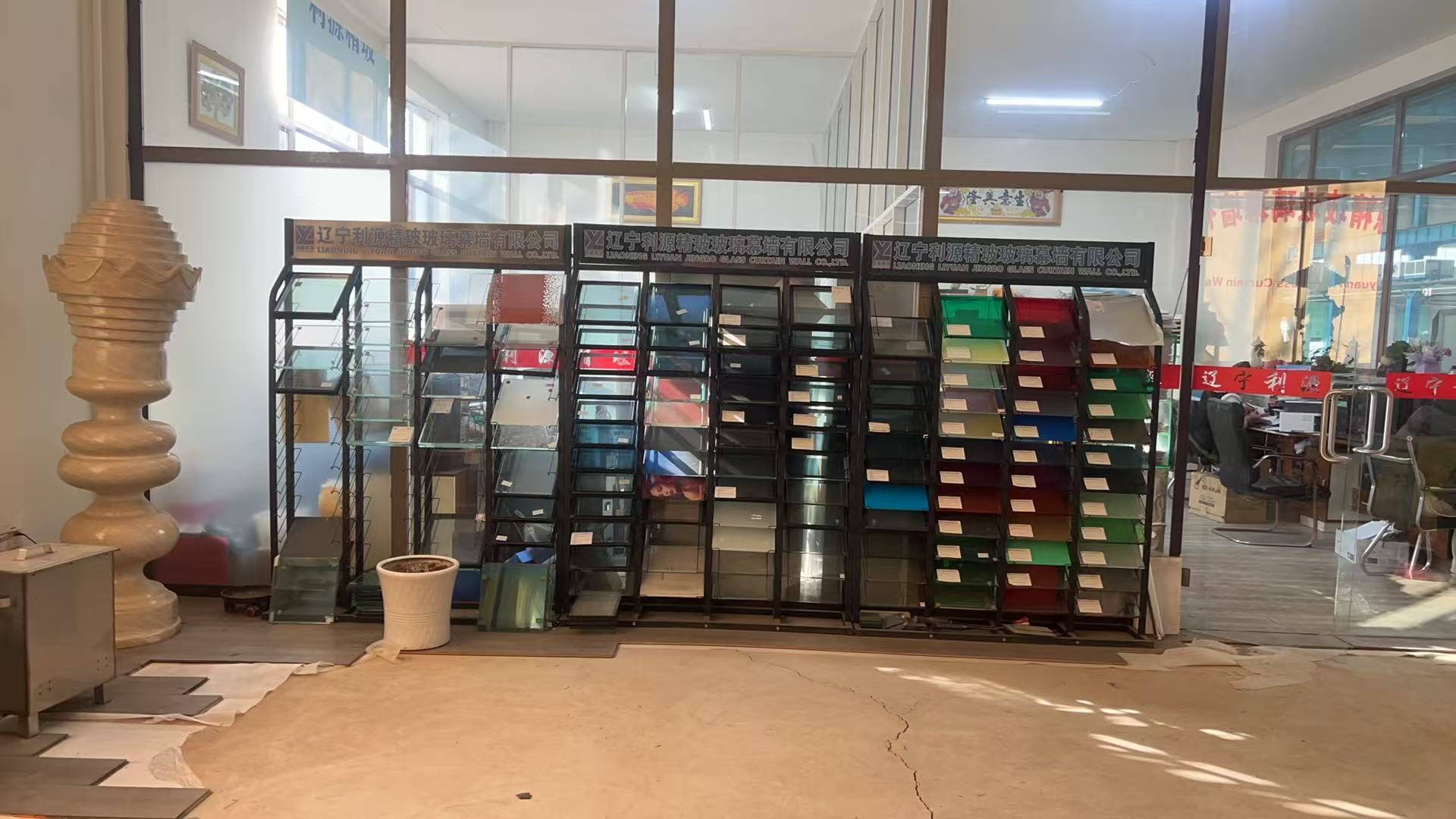 芜湖市工程玻璃批量采购中空玻璃 - 方案